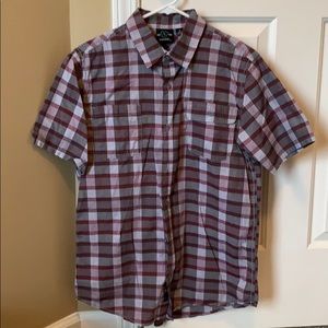 Men’s Shortsleeved Button Down